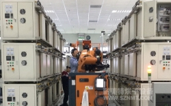 機械手自動抓取,新能源汽車驅(qū)動馬達(dá)自動對接烘烤線－上海精進(jìn)電動